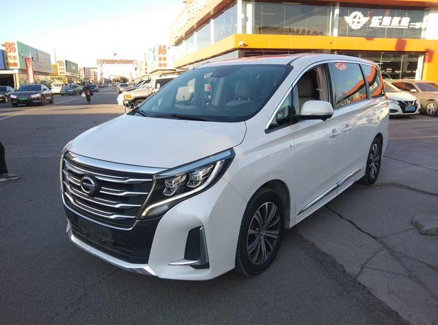 GAC Trumpchi M8