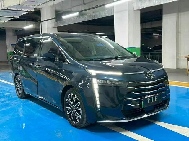 GAC Trumpchi E8 PHEV