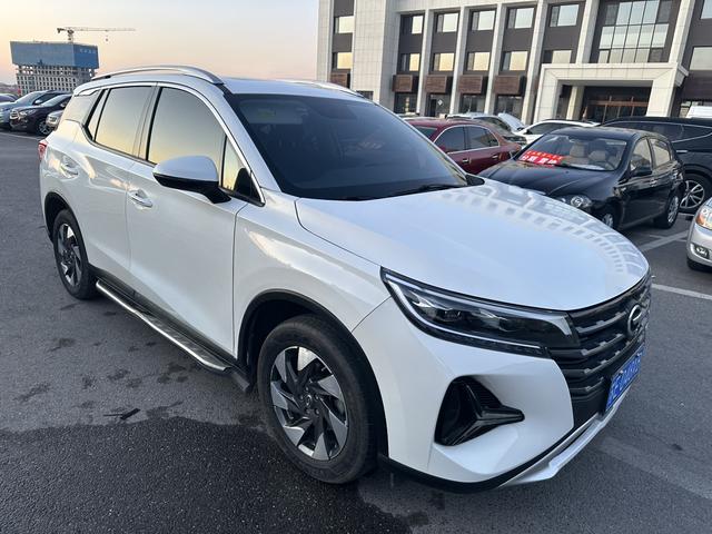 GAC Trumpchi GS4