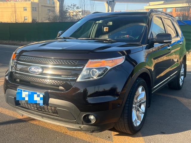 Ford Explorer (imported)