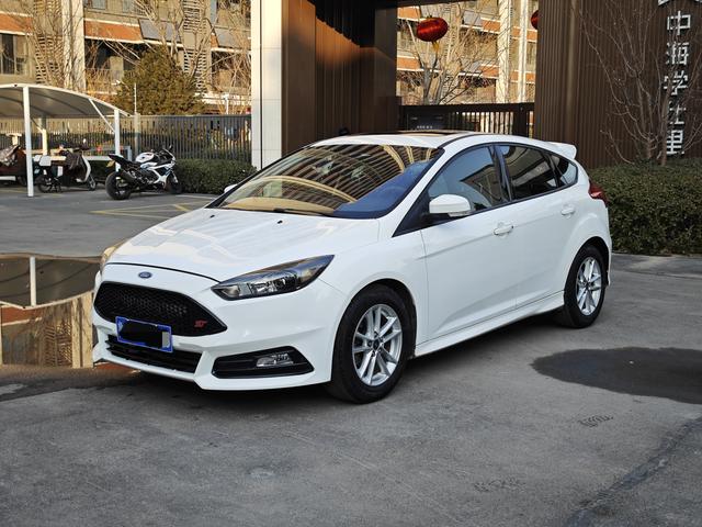 Ford Fox