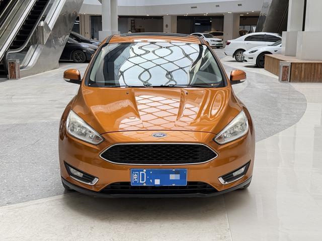 Ford Fox