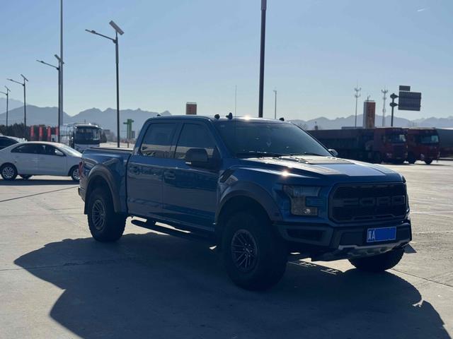 Ford F-150 Raptor