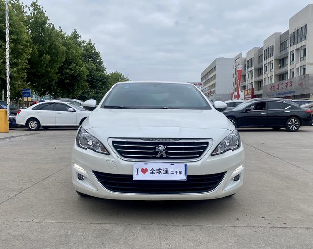 Peugeot 408