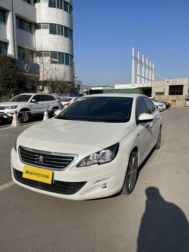 Peugeot 408