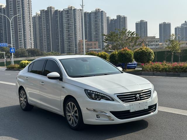 Peugeot 408