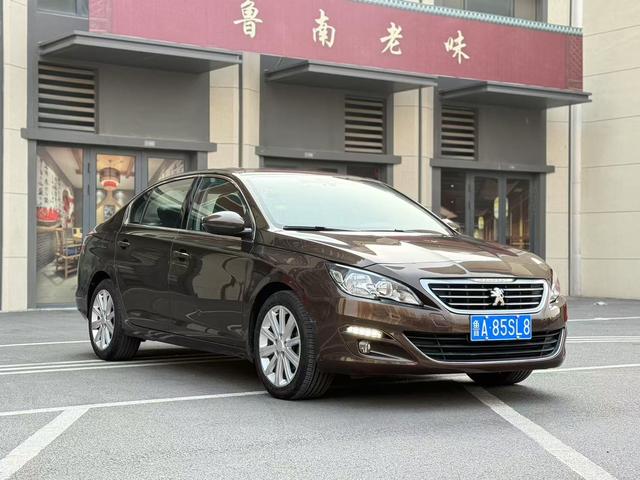 Peugeot 408