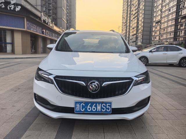 Buick GL6