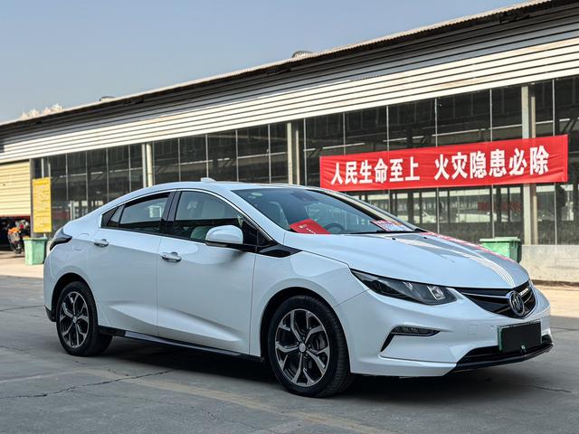 Buick VELITE 5