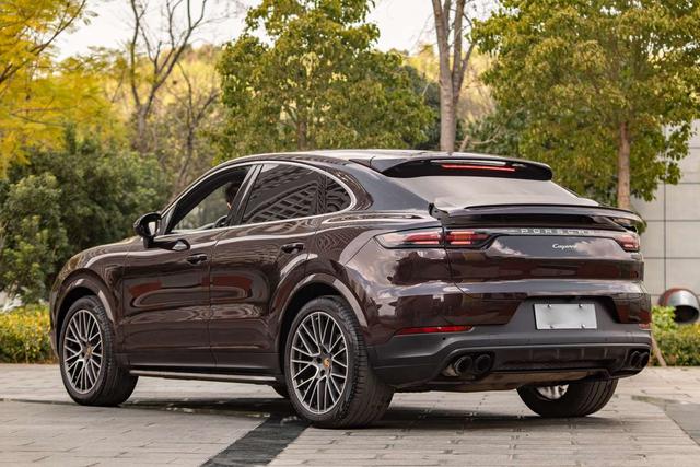 Porsche Cayenne Coupe