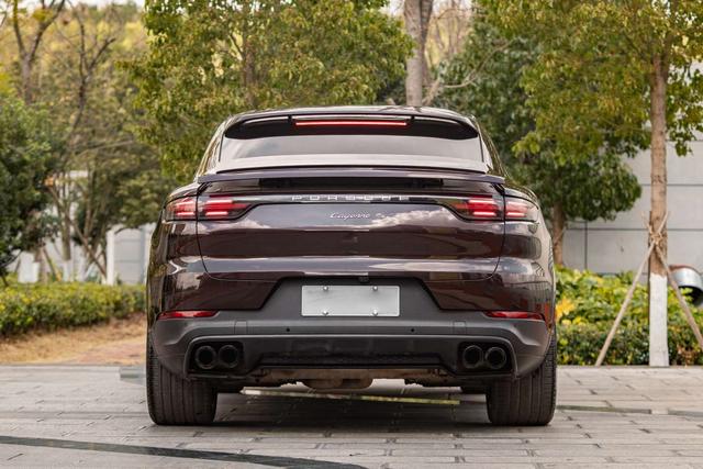 Porsche Cayenne Coupe