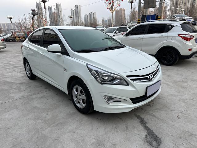 Hyundai Rena