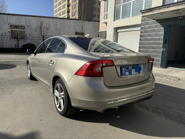 Volvo S60