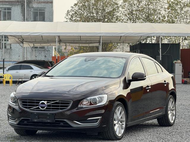 Volvo S60