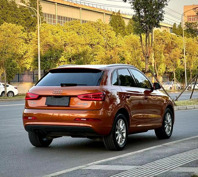 Audi Q3 (imported)