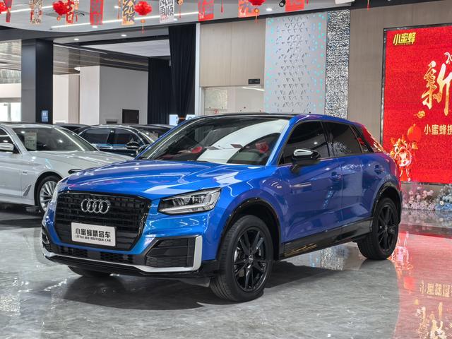 Audi Q2L