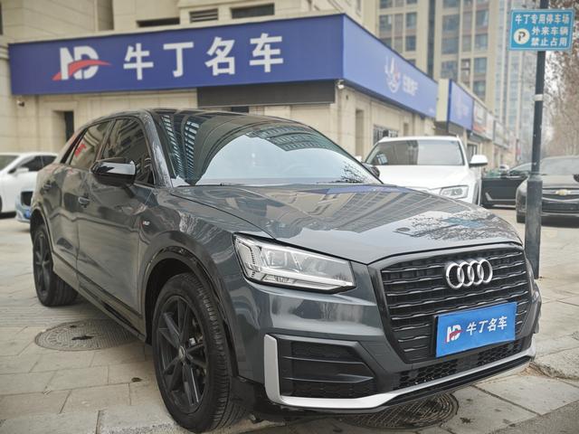 Audi Q2L