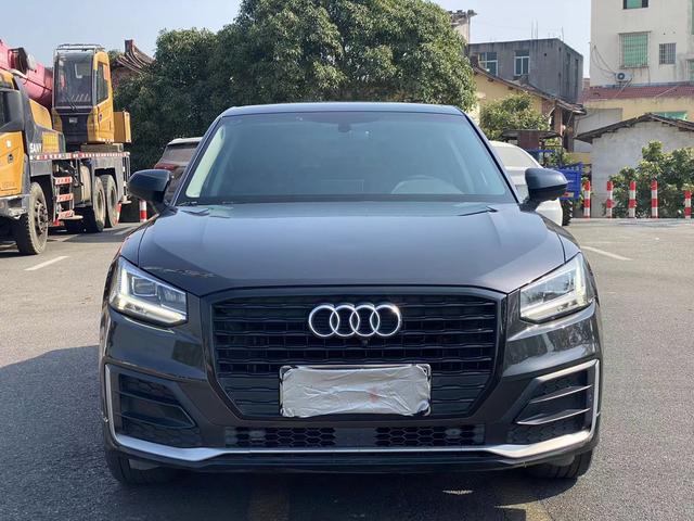 Audi Q2L