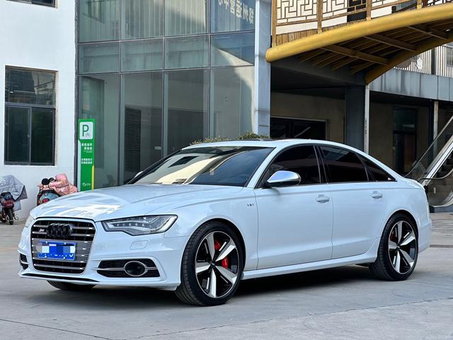 Audi S6