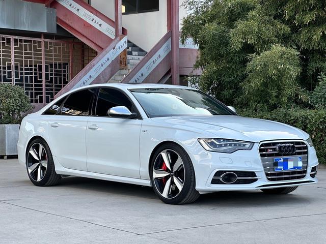 Audi S6