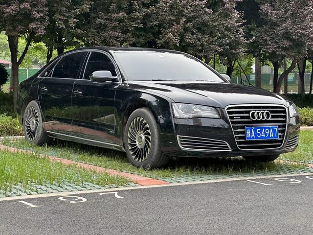 Audi A8