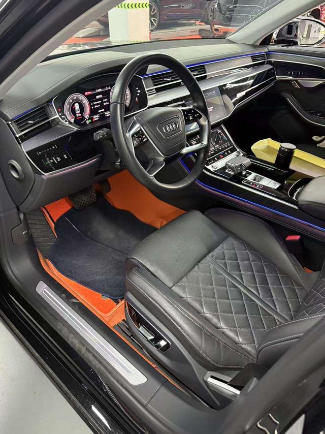 Audi A8