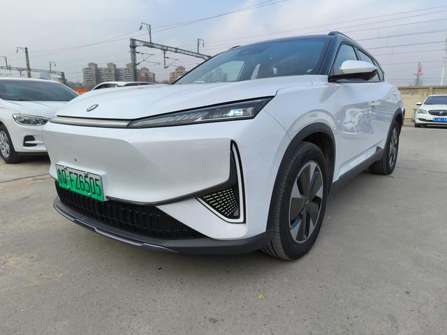 Dongfeng Fengshen L7 PHEV