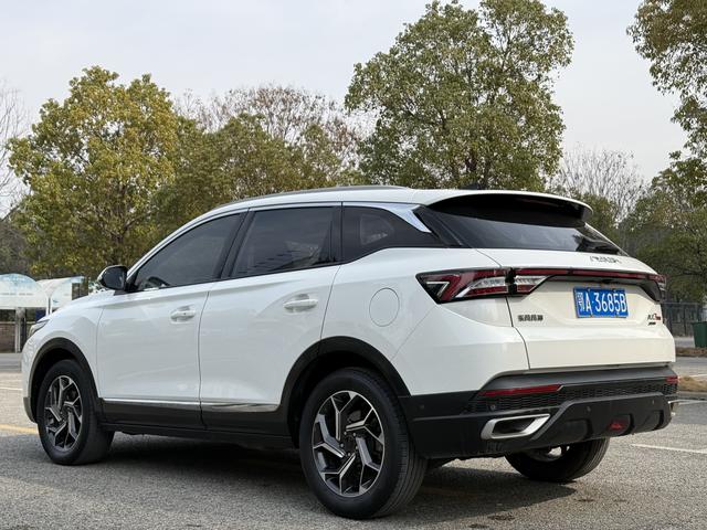 Dongfeng Fengshen AX7