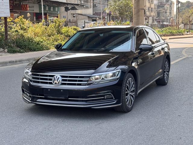 Volkswagen Hui Ang