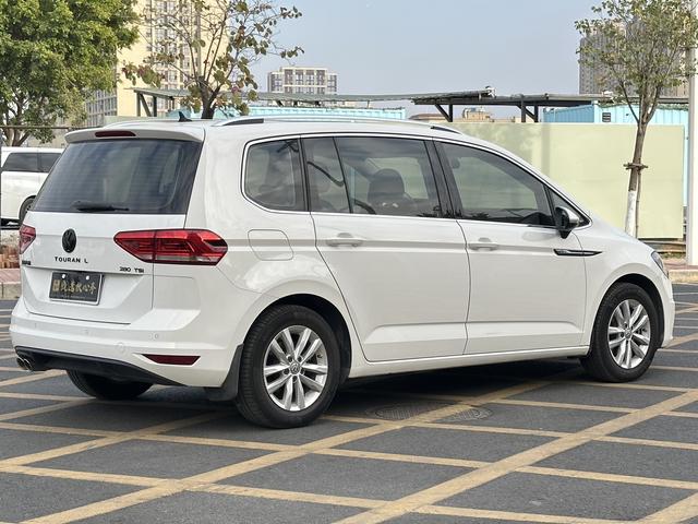 Volkswagen Touran L