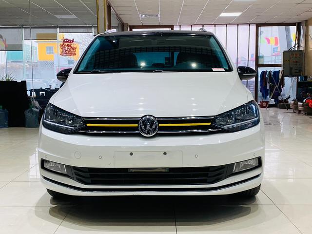 Volkswagen Touran L