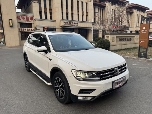 Volkswagen Tiguan L