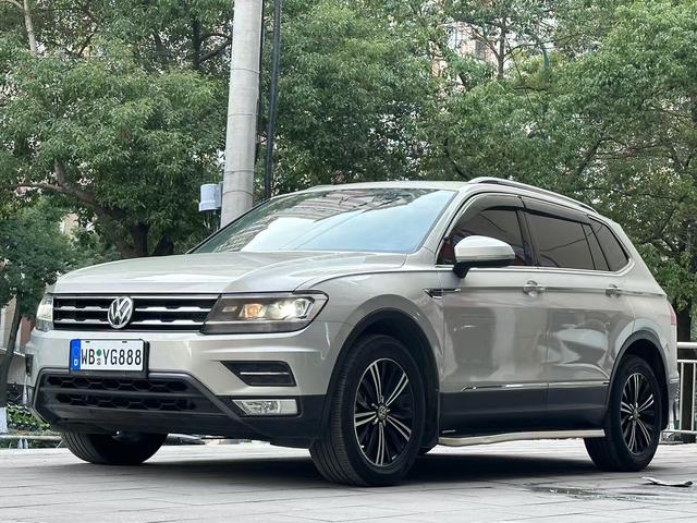 Volkswagen Tiguan L