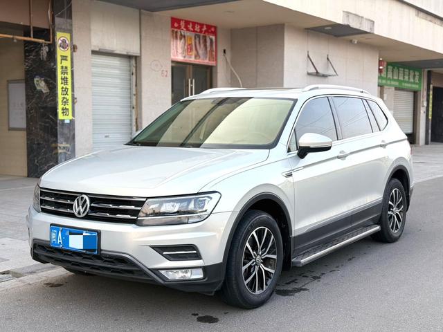 Volkswagen Tiguan L