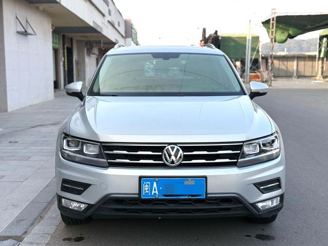 Volkswagen Tiguan L