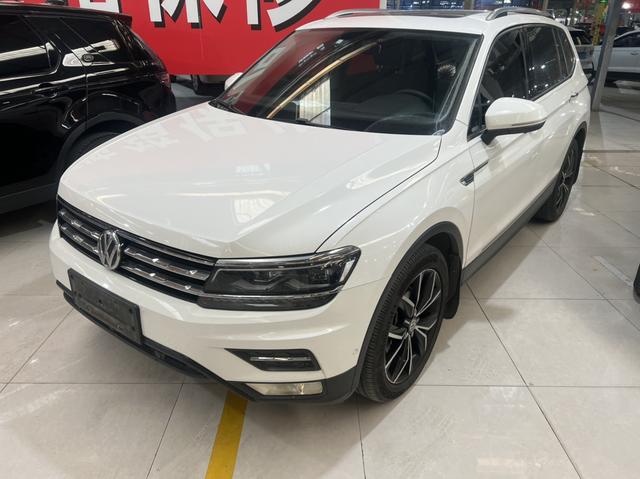 Volkswagen Tiguan L