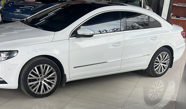 Volkswagen CC