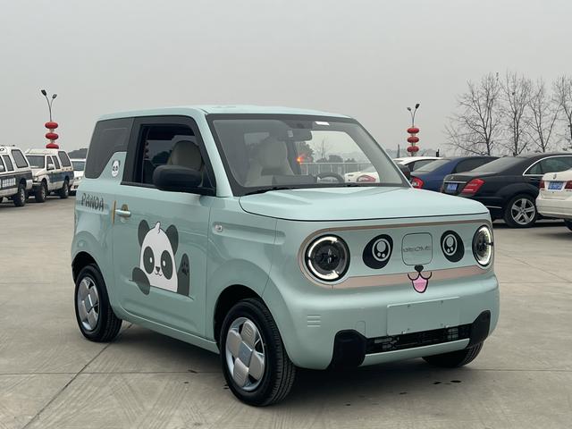 Geely Panda