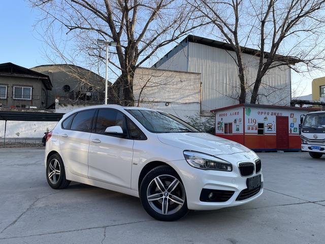 BMW 2 series station wagon