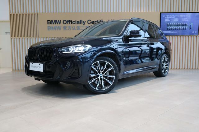 BMW iX3