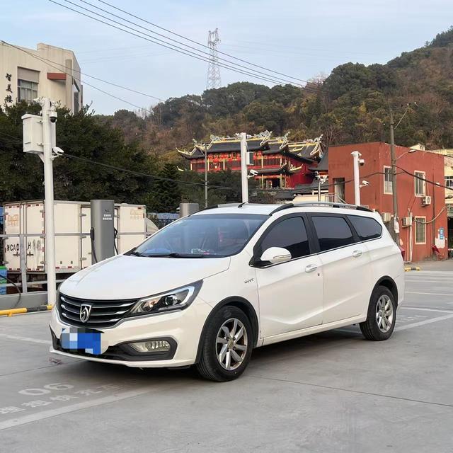 Baojun 310W