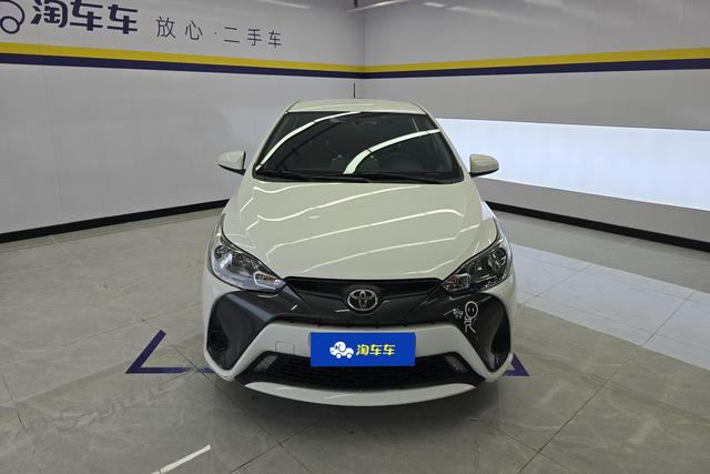 Toyota YARiS L to dazzle