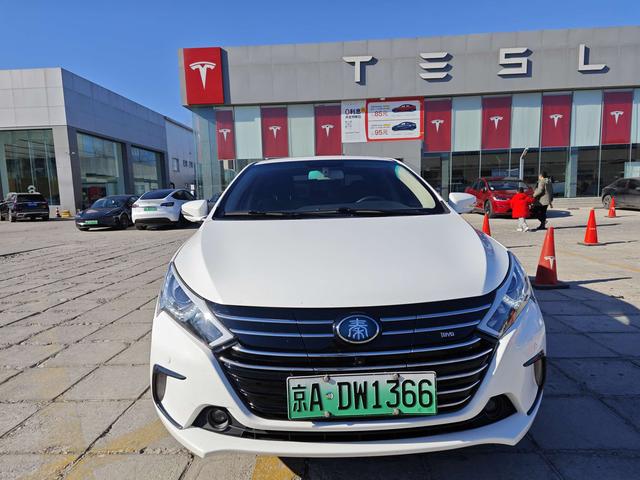 BYD QinEV