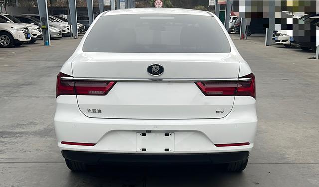 BYD QinEV