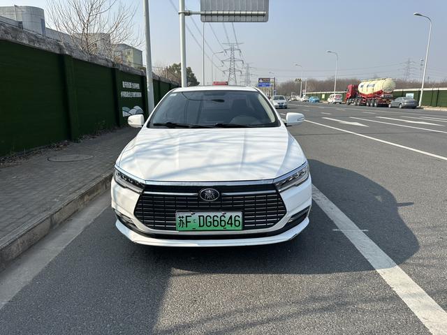 BYD QinEV