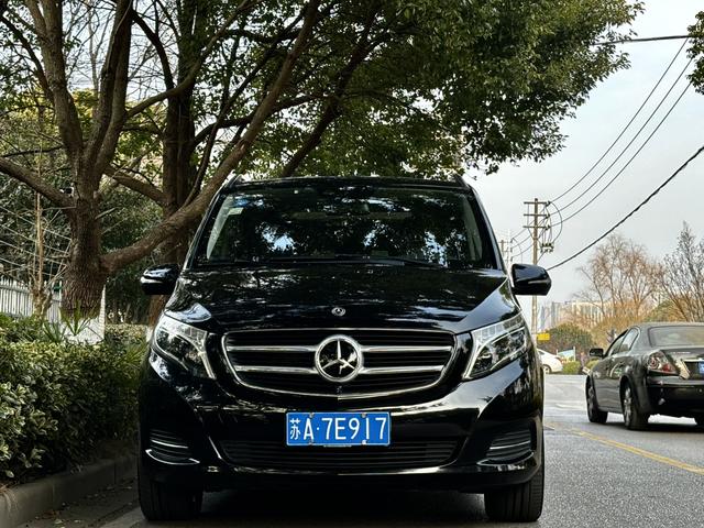 Mercedes-Benz Mercedes Benz V Class