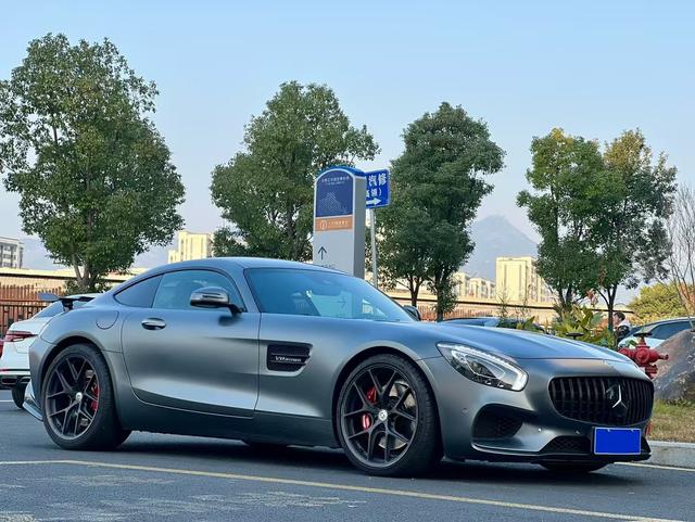 Mercedes-Benz AMG GT