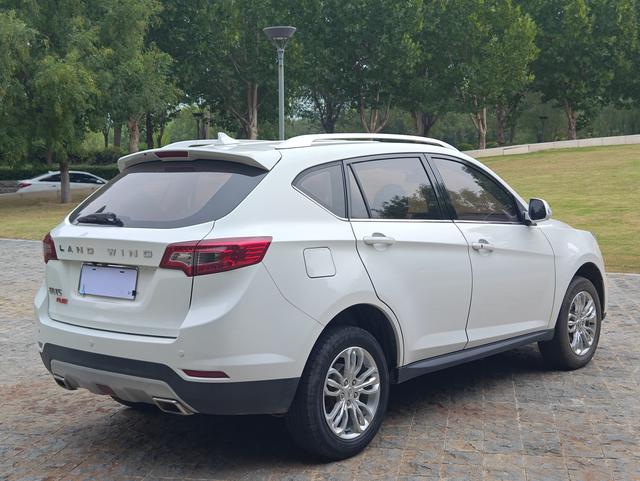 Lu Feng Landwind X5