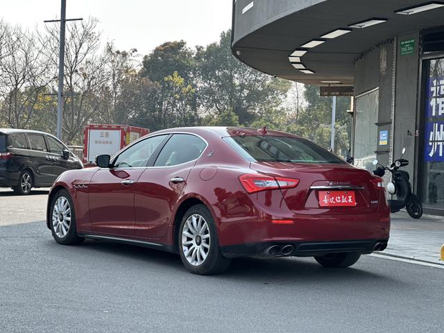 Maserati Ghibli