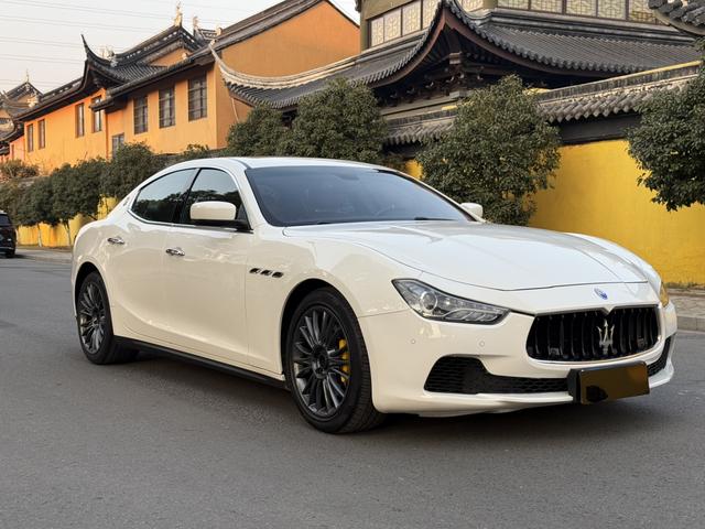 Maserati Ghibli